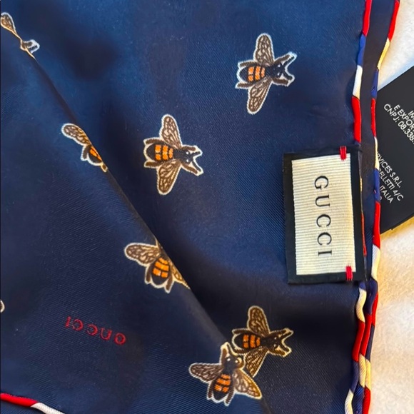 Gucci Blue Pocket Square Elegant Accessories - Picture 1 of 7